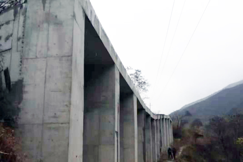 陜西省潼關(guān)金礦區(qū)地質(zhì)環(huán)境治理示范工程，三標(biāo)段勘察設(shè)計